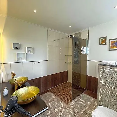 Ribecca Hotel 3*